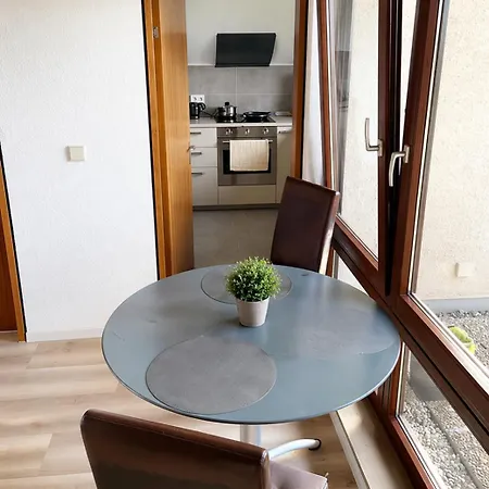 아파트 Ruhige 2 Mit Balkon In